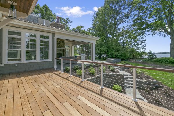 Deck Service in Independence
