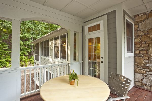 Covered Porch Installation in Independence
