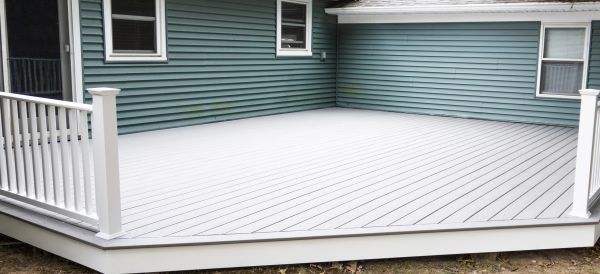 Vinyl Decking Installation in Independence